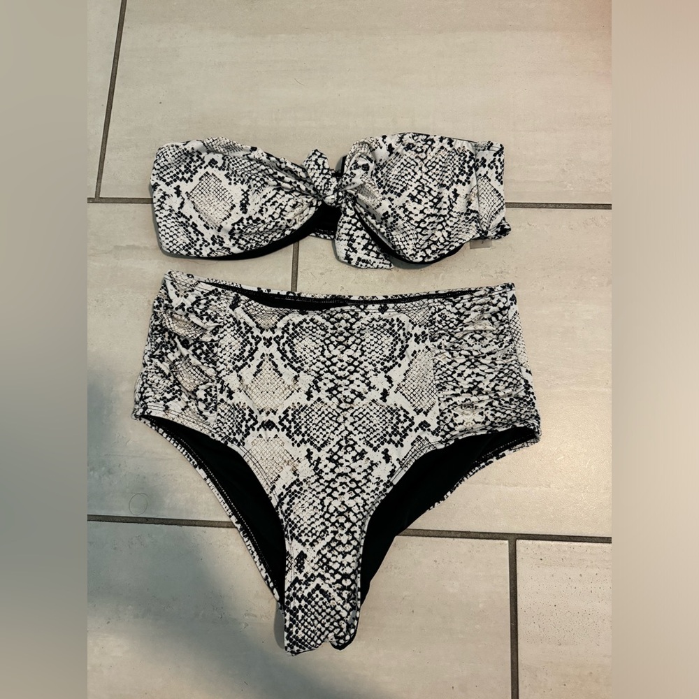 SNAKE PRINT BATHING SUIT